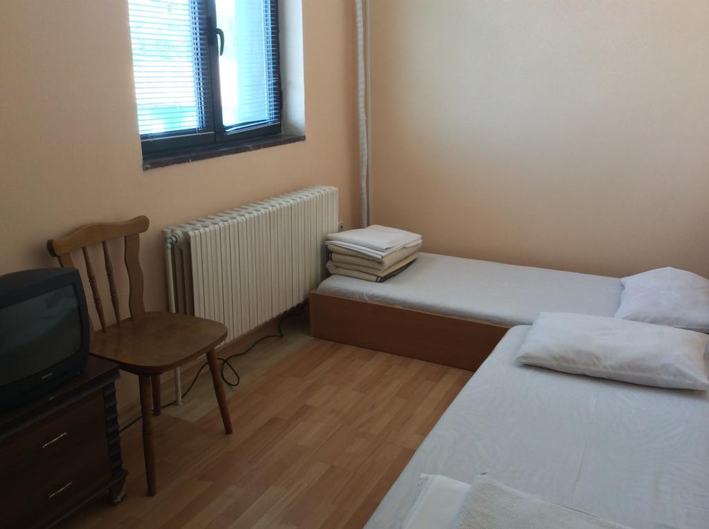 National Hotel Ruse Rum bild