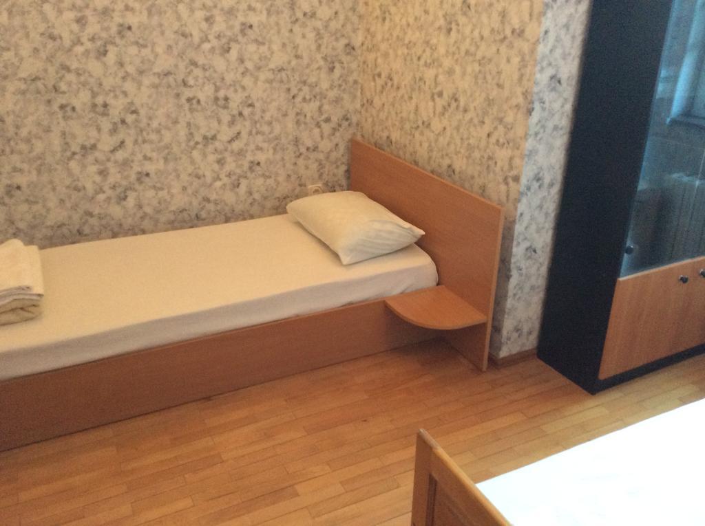 National Hotel Ruse Rum bild