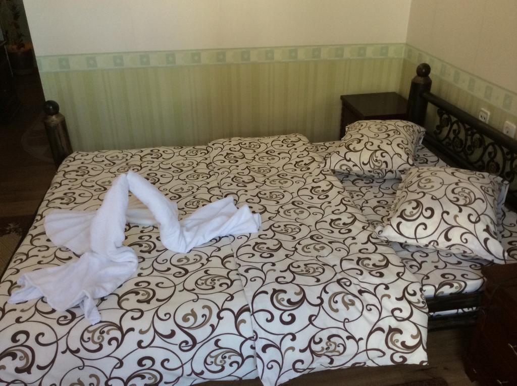 National Hotel Ruse Rum bild